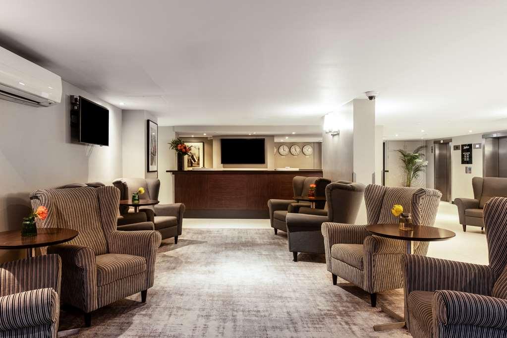 Radisson Red Hotel London Heathrow Съоръжения снимка